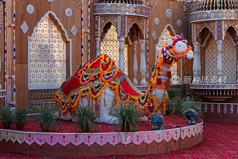 durga puja的pandal的外观装饰和设计